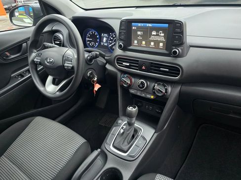 Used 2019 Hyundai Kona SE FWD image 11