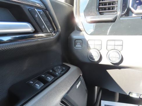 Used 2023 Chevrolet Silverado 1500 ZR2 AWD/4WD image 31