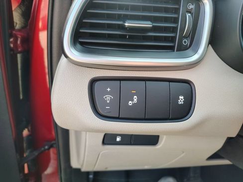 Used 2020 Kia Sorento LX w/ LX I4 Convenience Package AWD/4WD image 14
