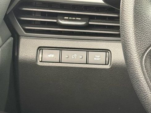 Certified 2024 Nissan Altima 2.5 SV FWD image 34