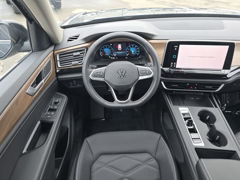 New 2026 Volkswagen Atlas SE image 19
