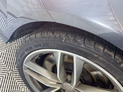 Used 2018 Audi S6 Prestige w/ Prestige Package image 23