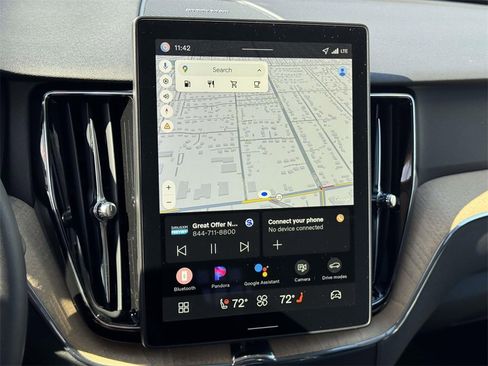 Certified 2026 Volvo XC60 B5 Plus w/ Climate Package image 25