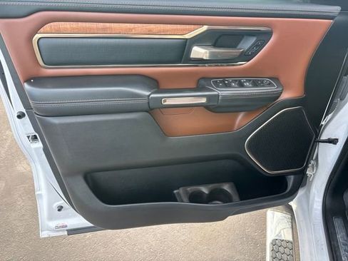 Used 2022 RAM 1500 Limited w/ Body Color Bumper Group image 10