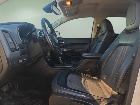 Used 2022 Chevrolet Colorado Z71 w/ Safety Package image 20