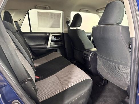 Used 2016 Toyota 4Runner SR5 image 5