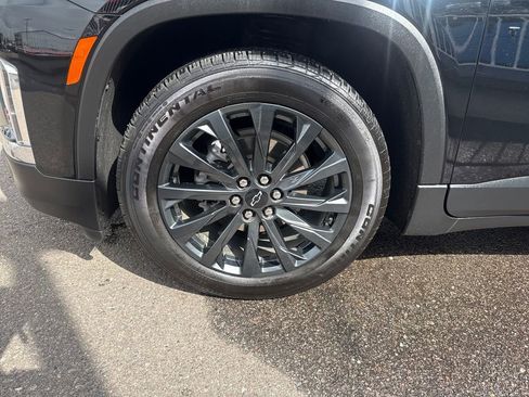 Used 2023 Chevrolet Traverse RS w/ LPO, Floor Liner Package AWD/4WD image 27