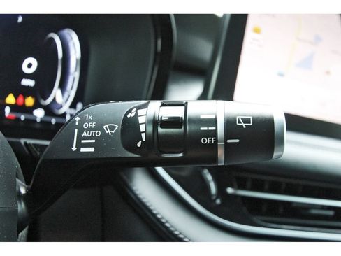 Used 2025 INFINITI QX60 Luxe w/ Black Edition FWD image 22