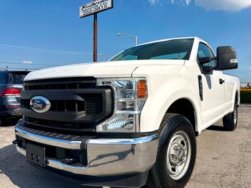 Used 2020 Ford F350 XL w/ Power Equipment Group image 4