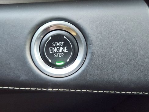 Certified 2023 Cadillac Escalade ESV V AWD/4WD image 20