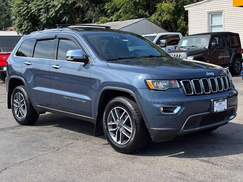 Used 2020 Jeep Grand Cherokee Limited AWD/4WD image 2