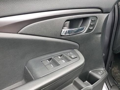 Used 2022 Honda Pilot Special Edition image 11