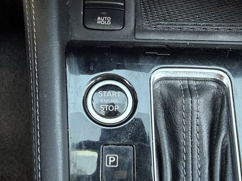 Used 2021 Nissan Kicks SR w/ SR Premium Package FWD image 21
