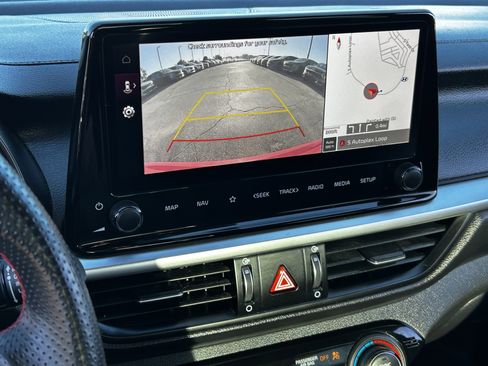 Certified 2022 Kia Forte GT image 27