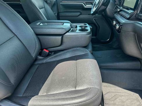Used 2022 GMC Sierra 1500 SLT AWD/4WD image 22
