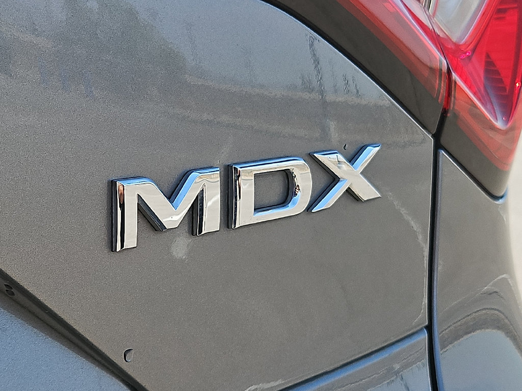 Certified 2024 Acura MDX w/ Advance Package AWD/4WD image 11