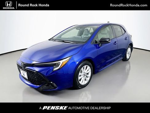 Used 2026 Toyota Corolla SE FWD image 1
