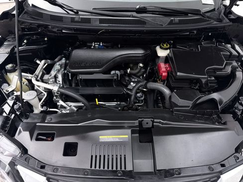 Used 2021 Nissan Rogue Sport SV FWD image 7