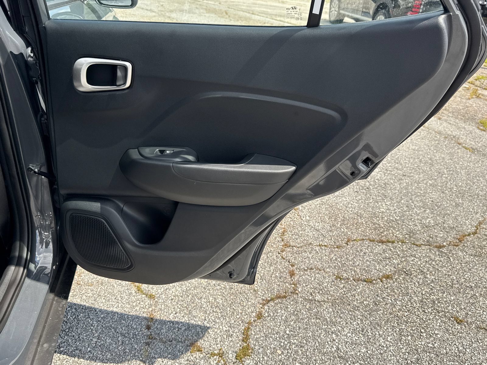 Used 2026 Hyundai Venue SE FWD image 16
