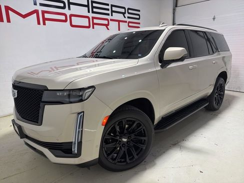 Used 2021 Cadillac Escalade Sport w/ LPO, ONYX Package AWD/4WD image 2