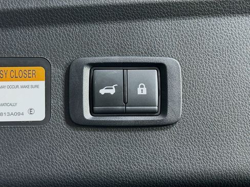 Used 2025 Mitsubishi Eclipse Cross SE image 28