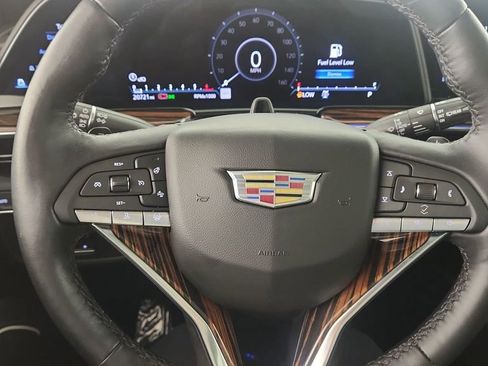 Used 2024 Cadillac Escalade ESV Premium Luxury w/ Performance Package image 11