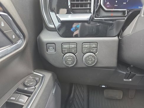 New 2026 Chevrolet Silverado 1500 LT Trail Boss w/ Safety Package AWD/4WD image 16