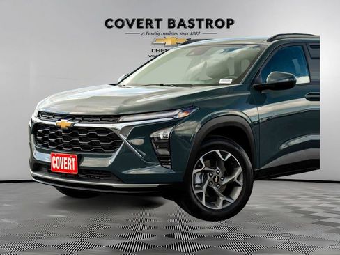 Used 2026 Chevrolet Trax LT w/ Driver Confidence Package FWD image 7