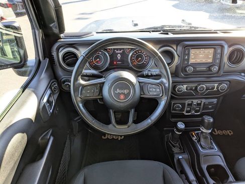 Used 2019 Jeep Wrangler Unlimited Sport S image 17