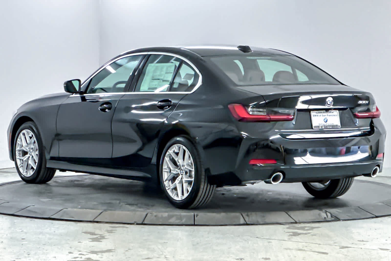Used 2026 BMW 330i Sedan w/ Convenience Package RWD image 6