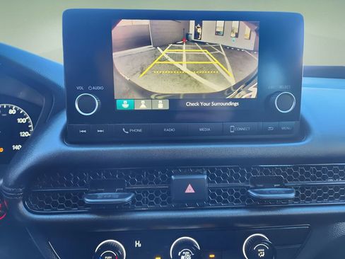 Used 2023 Honda HR-V LX image 14