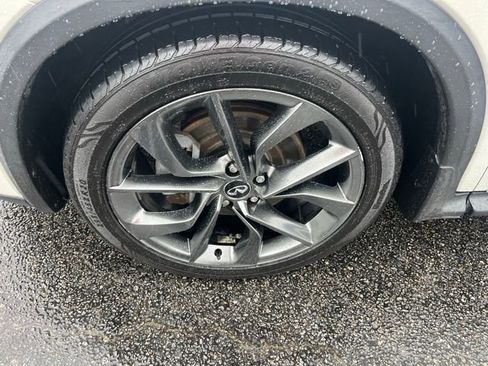 Used 2019 INFINITI QX50 Essential w/ Sensory Package image 25