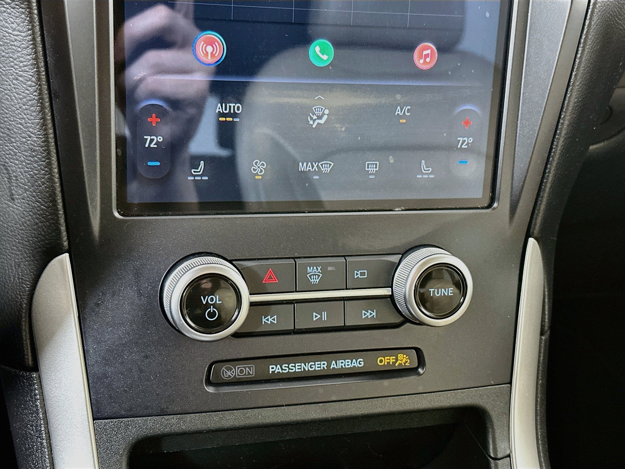 Used 2024 Ford Edge SEL AWD/4WD image 15