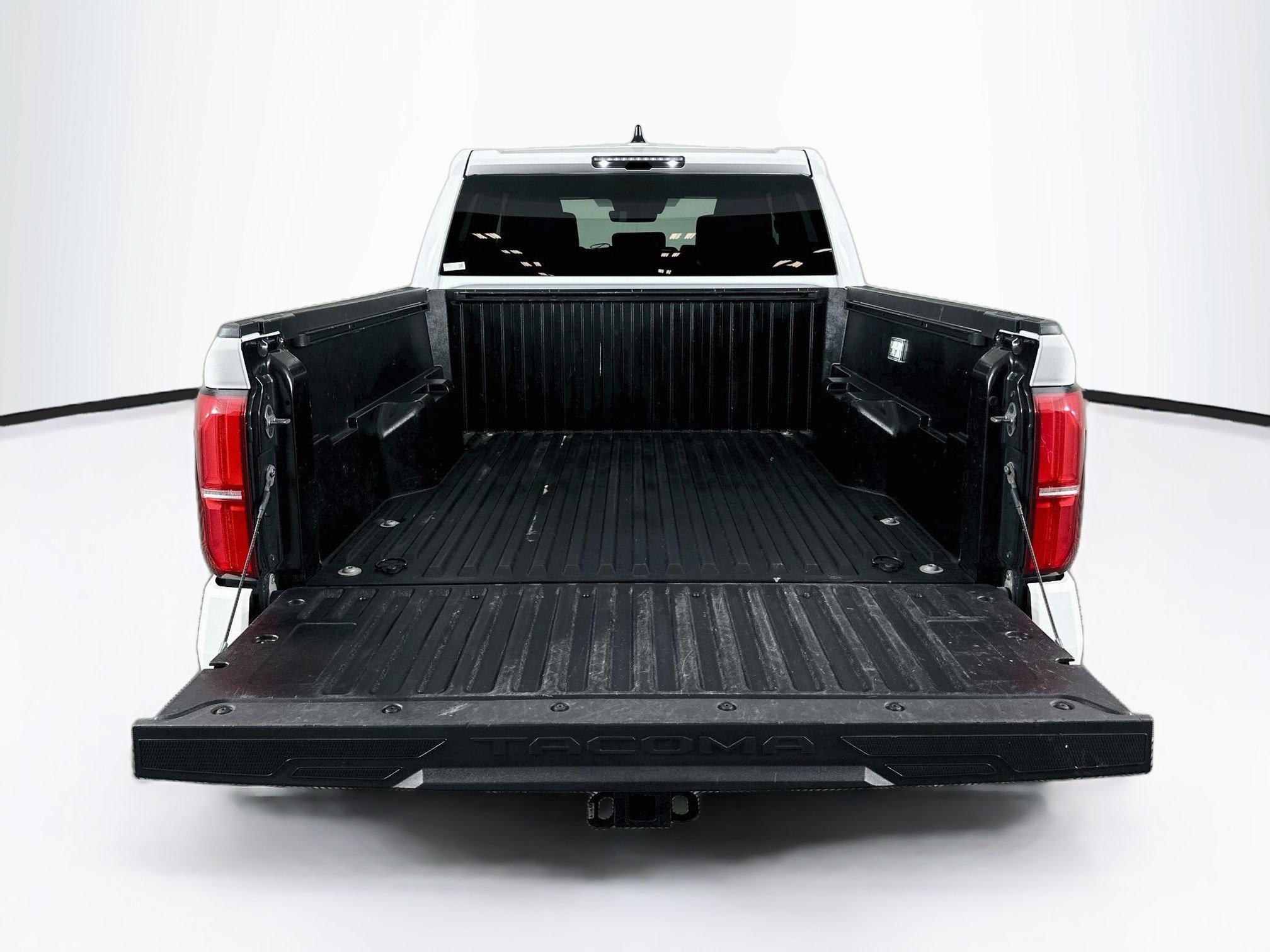 Used 2024 Toyota Tacoma TRD Off-Road AWD/4WD image 27