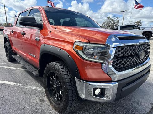 Used 2018 Toyota Tundra SR5 w/ SR5 Upgrade Package image 7