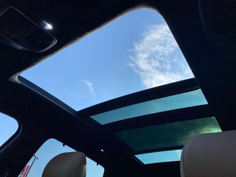 Used 2023 Hyundai Santa Fe Calligraphy image 23