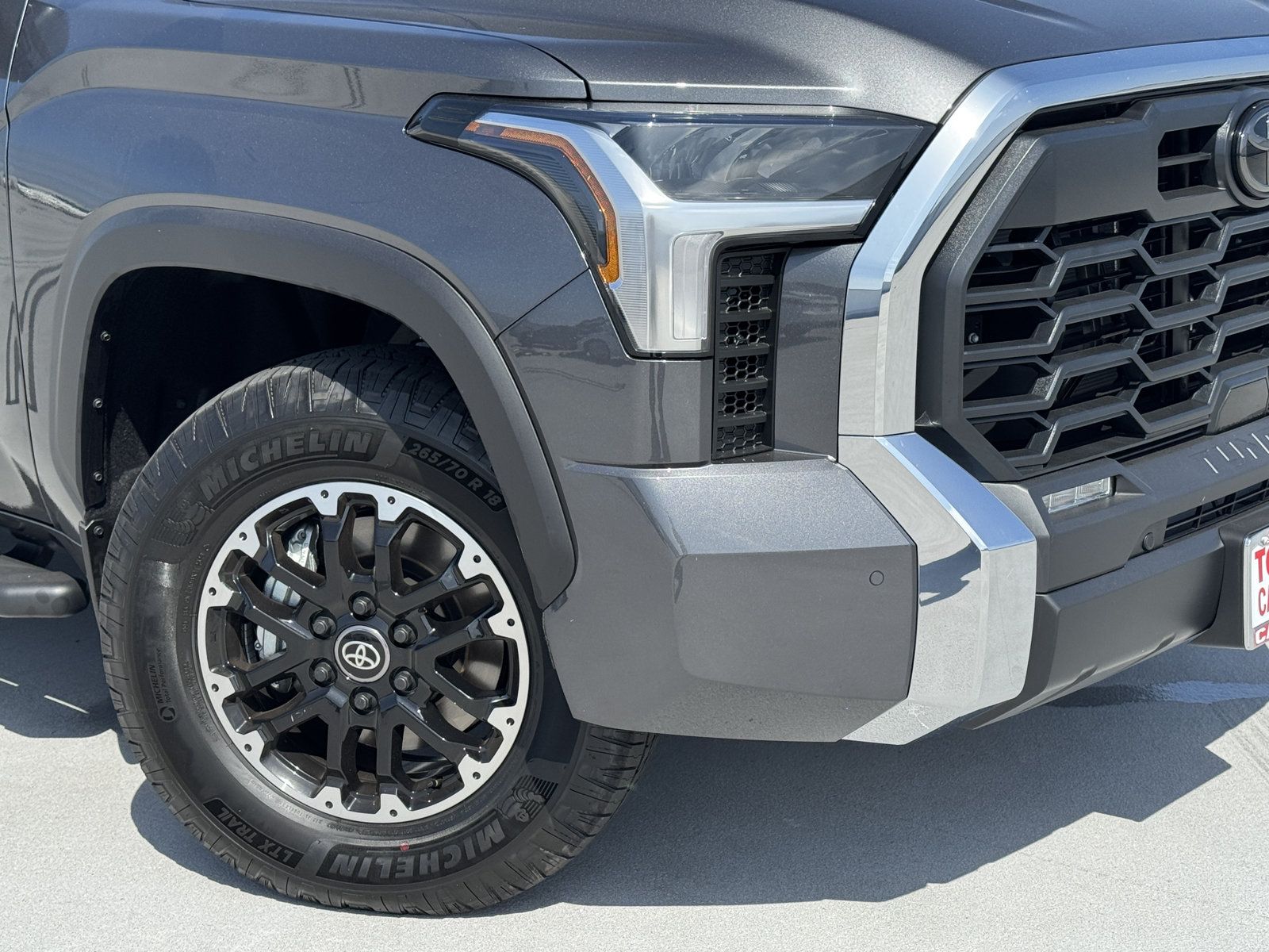 New 2026 Toyota Tundra SR5 w/ TRD Off-Road Package AWD/4WD image 10