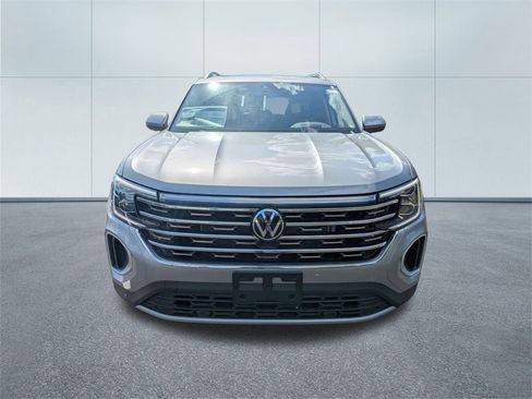 New 2025 Volkswagen Atlas SEL image 8