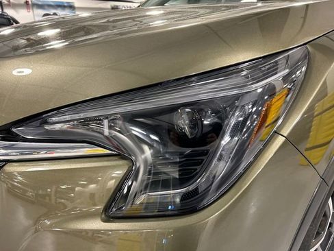 Used 2023 Subaru Ascent Limited w/ Technology Package AWD/4WD image 7