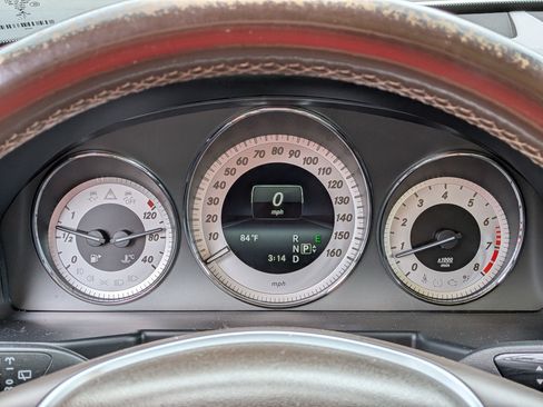 Used 2015 Mercedes-Benz GLK 350 2WD image 15