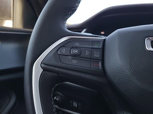 New 2025 Jeep Grand Cherokee L Laredo image 18