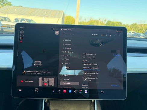 Used 2018 Tesla Model 3 Long Range AWD/4WD image 2