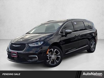 New 2026 Chrysler Pacifica Pinnacle