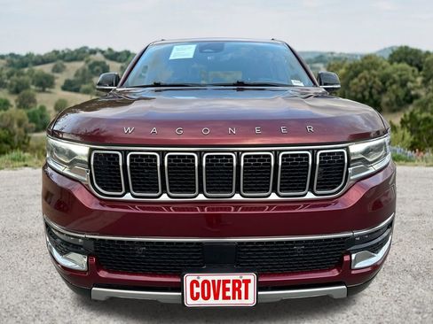 Used 2023 Jeep Wagoneer L Series II RWD image 9