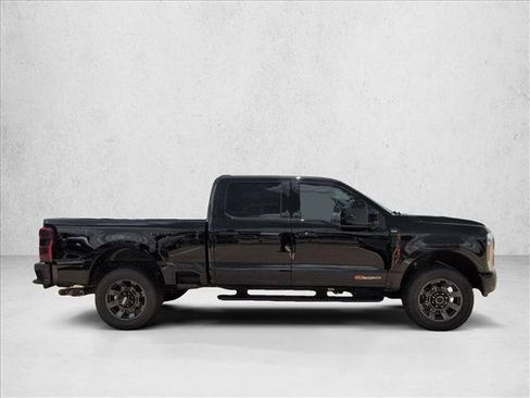 Used 2024 Ford F250 Lariat w/ Lariat Ultimate Package AWD/4WD image 4