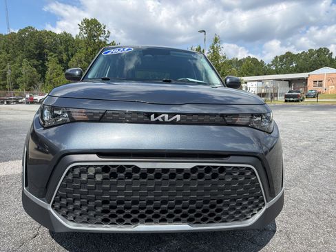 Used 2025 Kia Soul LX w/ LX Technology Package FWD image 40