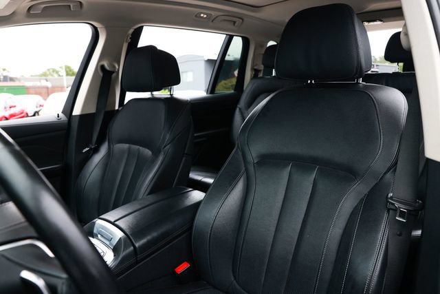 Used 2020 BMW X7 xDrive40i w/ Premium Package AWD/4WD image 9