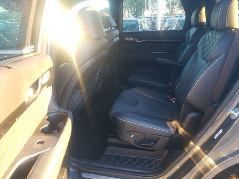 Used 2022 Hyundai Palisade Calligraphy w/ Cargo Package image 12