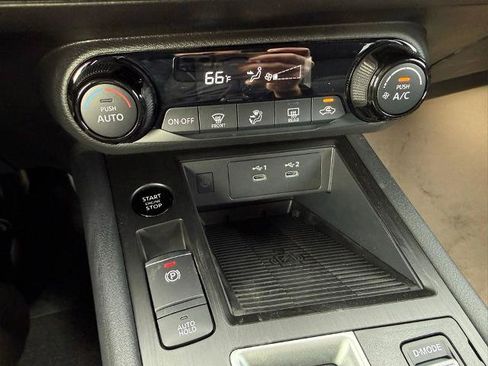 New 2026 Nissan Kicks SV image 24