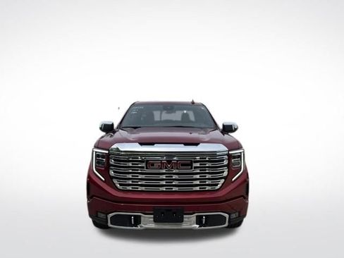 Used 2024 GMC Sierra 1500 Denali w/ Denali Reserve Package AWD/4WD image 13
